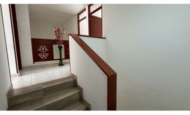 Hermosa casa de dos pisos en venta Barrio Santa Ana Palmira Valle