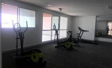 ARRIENDO APARTAMENTO AMOBLADO PRIMERA LINEA DE PLAYA - RODADERO SUR