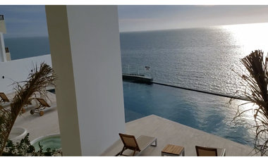 ARRIENDO APARTAMENTO AMOBLADO PRIMERA LINEA DE PLAYA - RODADERO SUR
