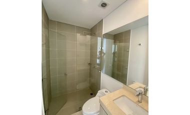 ARRIENDO APARTAMENTO AMOBLADO PRIMERA LINEA DE PLAYA - RODADERO SUR