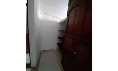 SE ARRIENDA APARTAMENTO BARRIO LOS CORTIJOS