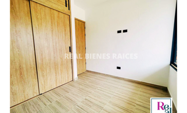 VENDO CASA MEDIANERA EN UNIDAD ABIERTA EN LA CEJA, ANTIOQUIA