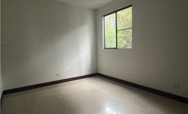 (MC-C) Apartamento en Alquiler en El Aguacatal Oeste Cali