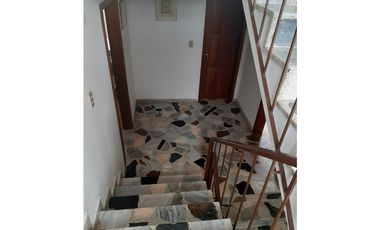 SE VENDE CASA AMPLIA SAN PABLO ZIPAQUIR