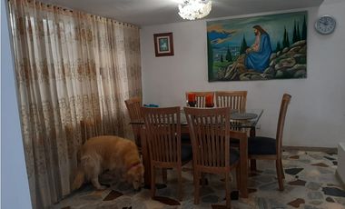 SE VENDE CASA AMPLIA SAN PABLO ZIPAQUIR
