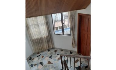 SE VENDE CASA AMPLIA SAN PABLO ZIPAQUIR