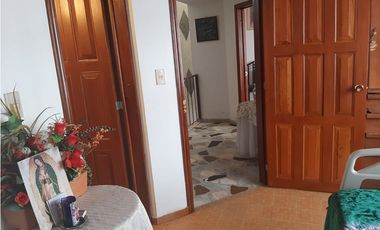 SE VENDE CASA AMPLIA SAN PABLO ZIPAQUIR