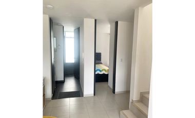 Se vende hermosa casa en Conjunto Cerrado