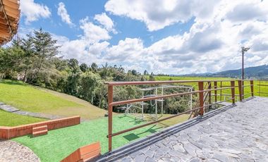 Casa Amoblada en alquiler Medellin, las Palmas.