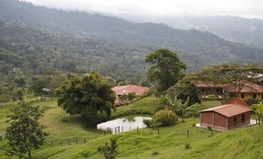Se Vende Hermosa Finca en la Ciudad de Anolaima
