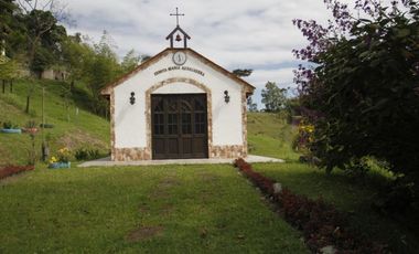 Se Vende Hermosa Finca en la Ciudad de Anolaima