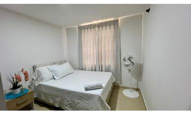 Arriendo apartamento amoblado en Miramar de 3 habitaciones.