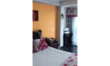 SE VENDE CASA EN SEGUNDO PISO DOCE DE OCTUBRE