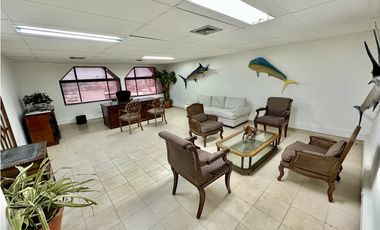 ARRIENDO DE OFICINA EN ED. CENTRO EJECUTIVO - SANTA MARTA