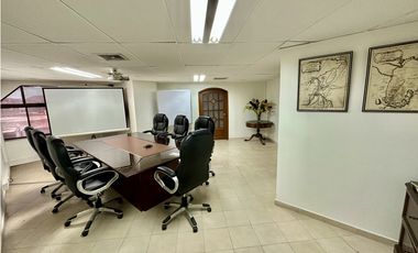 ARRIENDO DE OFICINA EN ED. CENTRO EJECUTIVO - SANTA MARTA
