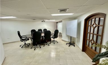 ARRIENDO DE OFICINA EN ED. CENTRO EJECUTIVO - SANTA MARTA