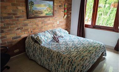 VENTA FINCA ENTRE MARINILLA Y EL CARMEN DE VIBORAL HERMOSA