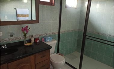 VENTA FINCA ENTRE MARINILLA Y EL CARMEN DE VIBORAL HERMOSA