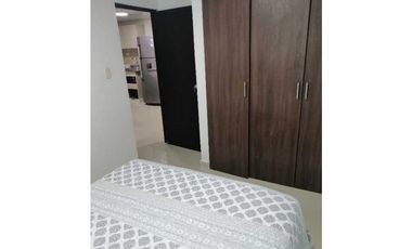 APTO AMOBLADO. 3 HABITACIONES Y TERRAZA. EN RECREO