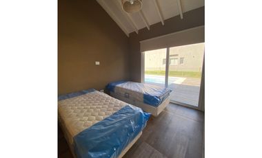 CASA EN ALQUILER EN COSTA ESMERALDA - DEPORTIVO 443