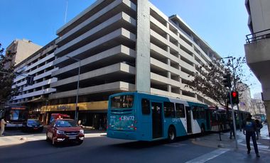 Estacionamiento en venta en SANTIAGO