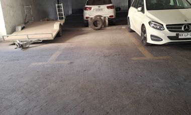 Estacionamiento en venta en SANTIAGO