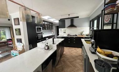 Casa en venta en LO BARNECHEA