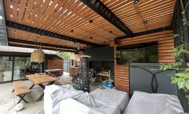 Casa en venta en LO BARNECHEA