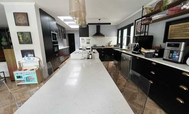 Casa en venta en LO BARNECHEA