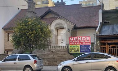 Lote | HIPOLITO YRIGOYEN al 2000