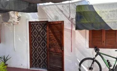 Casa en venta - 2 Dormitorios 2 Baños - 300Mts2 - Berisso