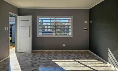 2 casas a estrenar en Lobos, Bs As
