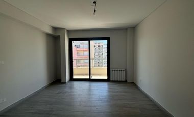 SEMIPISO 4 AMBIENTES CON LAVADERO