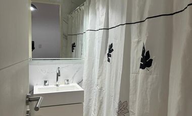 Venta de Monoambiente con balcón!!