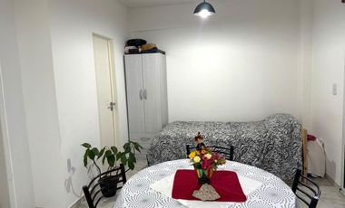 Venta de Monoambiente con balcón!!