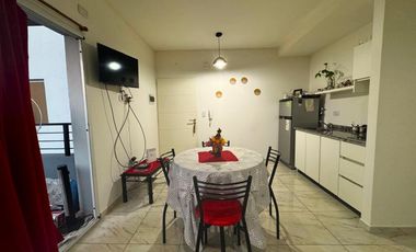 Venta de Monoambiente con balcón!!