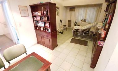 OFICINA EN VENTA EN MORON SUR - EXCELENTE UBICACION
