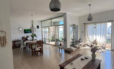 EXCLUSIVO PISO DE 200 MTS, ZONA PARQUE  - Parana