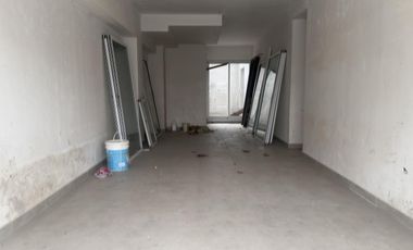 VENTA Local en  PB de EDIFICIO  BARRIO PARQUE