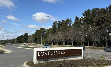 Lote a la Laguna en Los Puentes - Nordelta