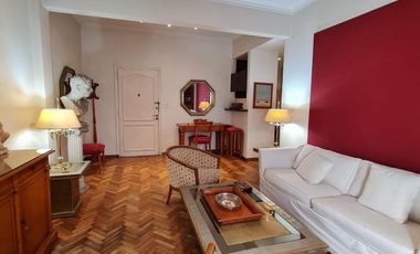 Elegante departamento amoblado sobre la calle Posadas