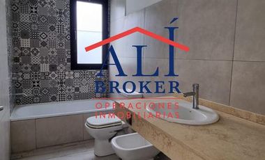 CASA EN ALTOS DE CAMPO GRANDE