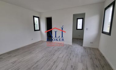 CASA EN ALTOS DE CAMPO GRANDE