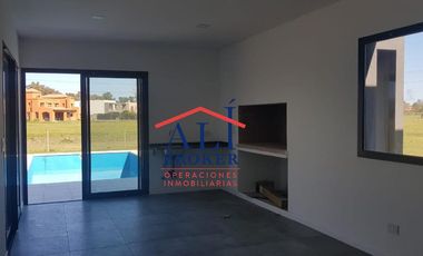 CASA EN ALTOS DE CAMPO GRANDE