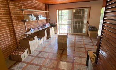 Oficinas en alquiler en Morón