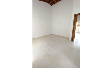 CASA EN VENTA EN LA CEJA SECTOR EL TAMBO.