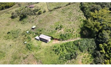 LOTE INDEPENDIENTE EN VENTA EN EL RETIRO