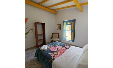 HOTEL AMOBLADO EN VENTA GUATAPÉ