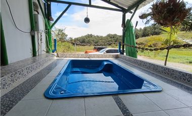 HOTEL AMOBLADO EN VENTA GUATAPÉ