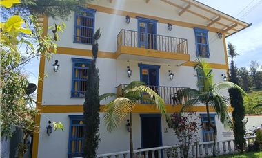 HOTEL AMOBLADO EN VENTA GUATAPÉ